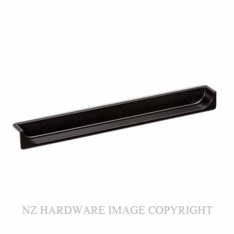 KATALOG VF0094 HIDE RECESSED PULL BLACK