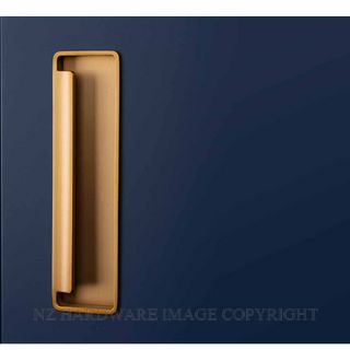 KATALOG VF0542 FOLD CABINET HANDLE BRUSHED BRASS