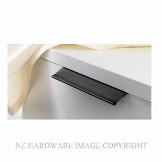 KATALOG VF0600 WING CABINET HANDLES BLACK