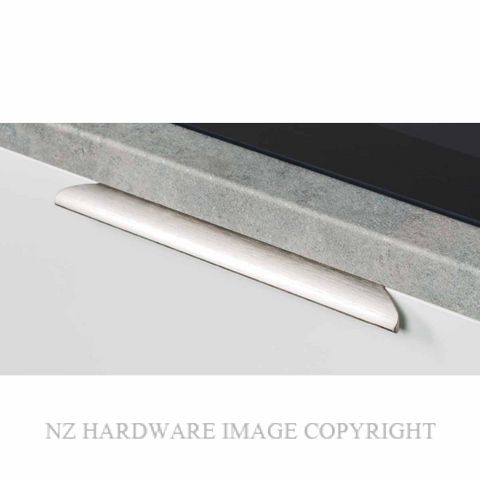 KATALOG KAT VF0369 RITTA EDGE CABINET HANDLES SATIN STAINLESS LOOK