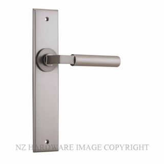 IVER 14794 BERLIN CHAMFERED PASSAGE FURNITURE SATIN NICKEL