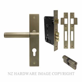 WINDSOR 8477 RB NIDO VERGE PLAIN LONG PLATE ENTRANCE SET K/K ROMAN BRASS