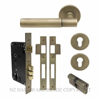 WINDSOR 8472 RB NIDO VERGE PLAIN ROUND ROSE ENTRANCE SET K/K ROMAN BRASS