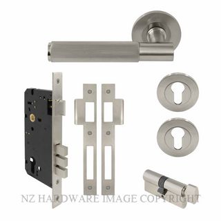 WINDSOR 8484 BN NIDO VERGE LINEAR KNURL ROUND ROSE ENTRANCE SET BRUSHED NICKEL