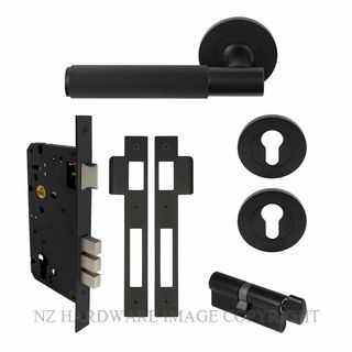 WINDSOR 8484 BLK NIDO VERGE LINEAR KNURL ROUND ROSE ENTRANCE SET MATT BLACK