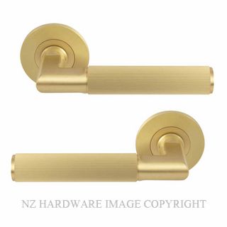 WINDSOR 8492 MSB NIDO LUMINA LINEAR KNURL PASSAGE SET MATT SATIN BRASS
