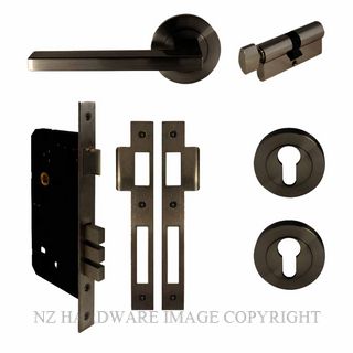 WINDSOR 7110 BLK ASTRON VECTOR RND ROSE ENTRANCE SET MATT BLACK