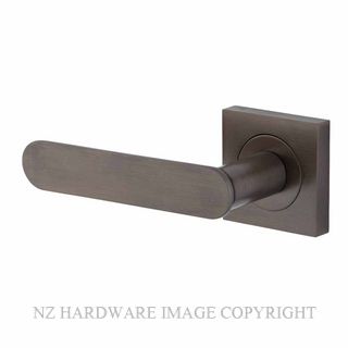 IVER IV0401 BRONTE HALF SET LH FIXED SIGNATURE BRASS