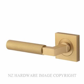 IVER IV0464 BERLIN HALF SET LH OPERATING BRUSHED BRASS
