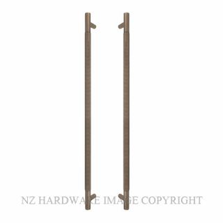 WINDSOR 8356-RB DIAMOND KNURL PULL HANDLES (B-B) 600MM ROMAN BRASS