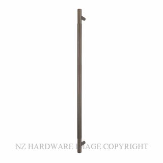 WINDSOR 8357-FF-GN LINEAR KNURL PULL HANDLE (FF) 600MM GRAPHITE NICKEL