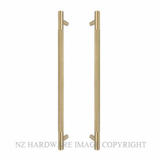 WINDSOR 8353-MSB DIAMOND KNURL PULL HANDLES (B-B) 450MM MATT SATIN BRASS