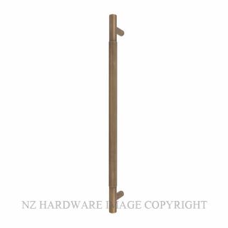 WINDSOR 8354-FF-RB LINEAR KNURL PULL HANDLE (FF) 450MM ROMAN BRASS