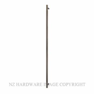 WINDSOR 8360-RF-GN LINEAR KNURL PULL HANDLE (RF) 900MM GRAPHITE NICKEL