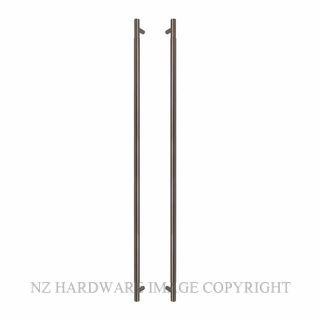WINDSOR 8361-GN PLAIN PULL HANDLES (B-B) 900MM GRAPHITE NICKEL
