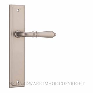 IVER 14736 SARLAT STEPPED PLATE PASSAGE HANDLE SET SATIN NICKEL
