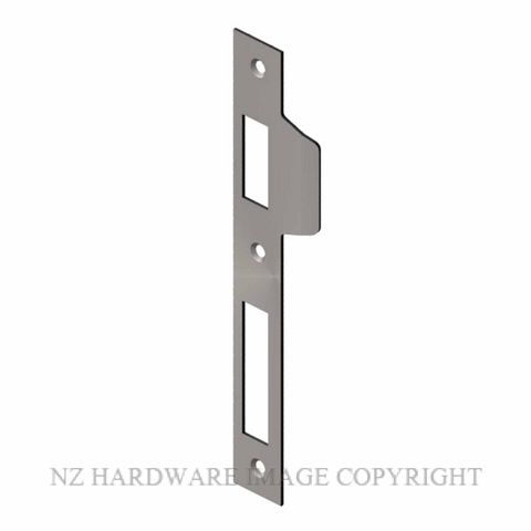 YALE P33135LH LOCKWOOD STRIKER SS LH 202MMX44.5MM SATIN STAINLESS