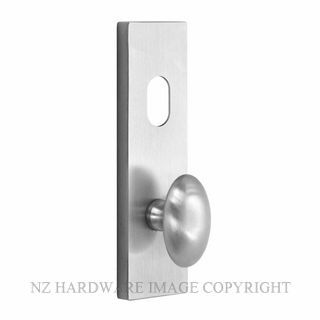 MILES NELSON MNC151/K WIDE STYLE PLATE WITH KNOB SATIN CHROME