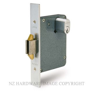 LEGGE S CASE LOCKSET SATIN CHROME