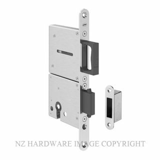 IN.20.502 SLIDING DOOR LOCKSET SATIN STAINLESS