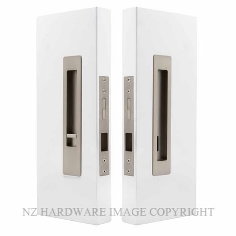 WINDSOR 5700 LUME SLIDING DOOR PRIVACY SET SNIB-EMERGENCY  BRUSHED NICKEL