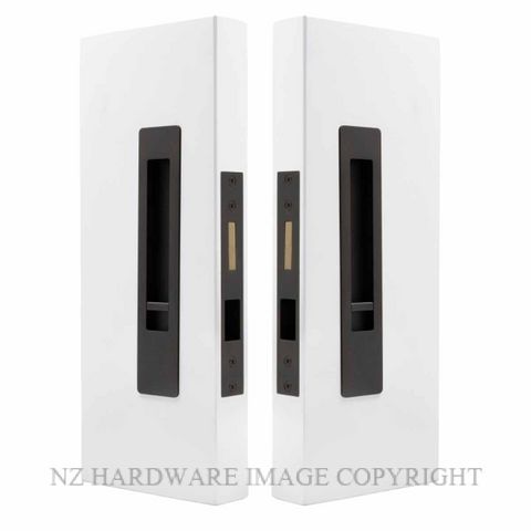 WINDSOR 5720 LUME SLIDING DOOR PRIVACY SET SNIB-SNIB  DARK ROMAN BRASS