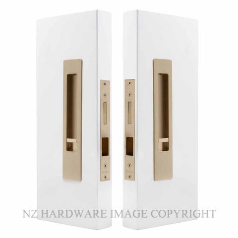 WINDSOR 5720 LUME SLIDING DOOR PRIVACY SET SNIB-SNIB  UNLACQUERED SATIN BRASS