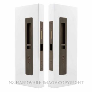 WINDSOR 5730 LUME SLIDING DOOR LOCKSET  KEY-KEY ROMAN BRASS
