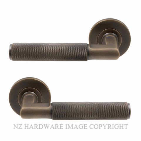 WINDSOR 8411 OR NIDO LUMINA DIAMOND KNURL LEVER SET OIL RUBBED BRONZE