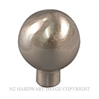 SYLVAN EU47 CABINET KNOBS