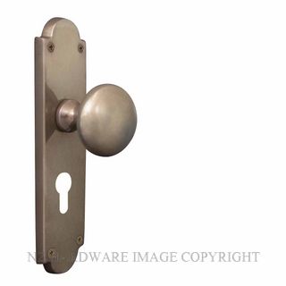 WINDSOR 3004 E48 NB HANDLES VICTORIAN KNOB LOCK E48 HANDLES NATURAL BRONZE