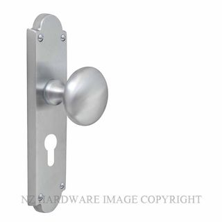 WINDSOR 3004 E48 SC HANDLES VICTORIAN KNOB LOCK E48 HANDLES SATIN CHROME