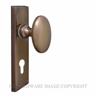 WINDSOR 5179 E48 AB KNOB OVAL PLATE EURO HANDLE SET ANTIQUE BRONZE