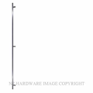 WINDSOR 7147 SS 25MM SQUARE OFFSET PULL 1800MM OA STAINLESS STEEL