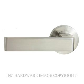 WINDSOR 7202 BN GALAXY PEGASUS PASSAGE SET BRUSHED NICKEL