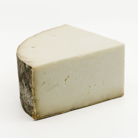 FORD FARM AGED GOATS MILK CHEDDAR