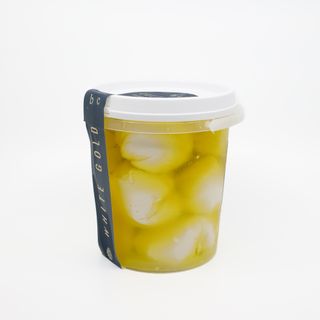 BOTANICAL CUISINE MACADAMIA MOZZARELLA