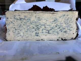 AZUL LA-CUEVA DE CAMPILLO BLUE CHEESE