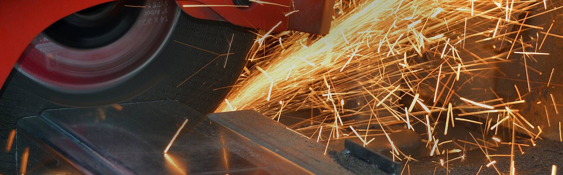 <h2>Sharpening</h2><p>To complete the full service we sharpen and service all the products we supply and manufacture.</p><button>Show Now</button>