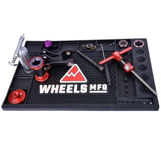 Wheels MFG Ultimate Benchtop Mat