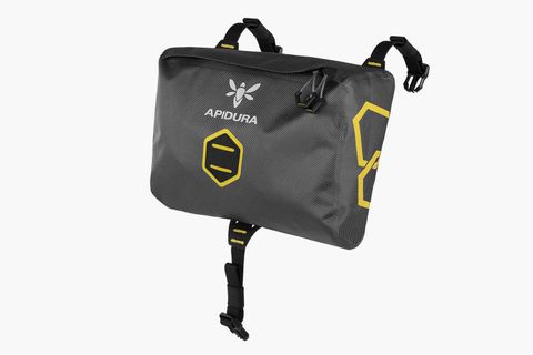 The Apidura Expedition Waist Belt Adds 1L of On-Body Storage 