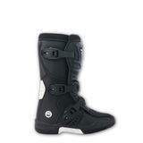 ATL-A5060-01-03 ATLAS Yth TRACTION Boot Black Y3