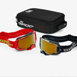 100% DUAL ARMEGA&reg; Racer Pro Pack Black/RedTrue Gold Mirror Lens w/ Free Goggle Case