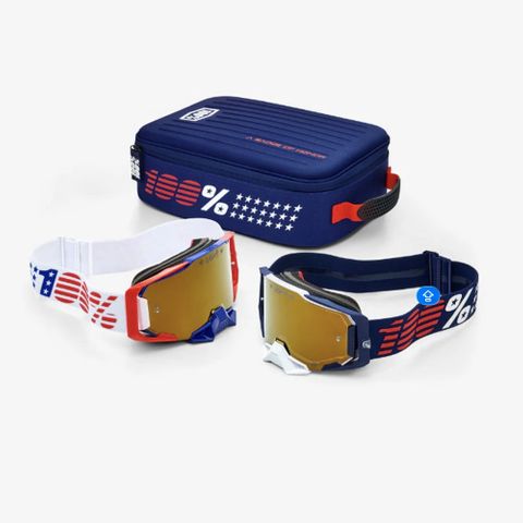 100% DUAL ARMEGA&reg; Patriot Pro Pack White/NavyTrue Gold Mirror Lens w/ Free Goggle Case