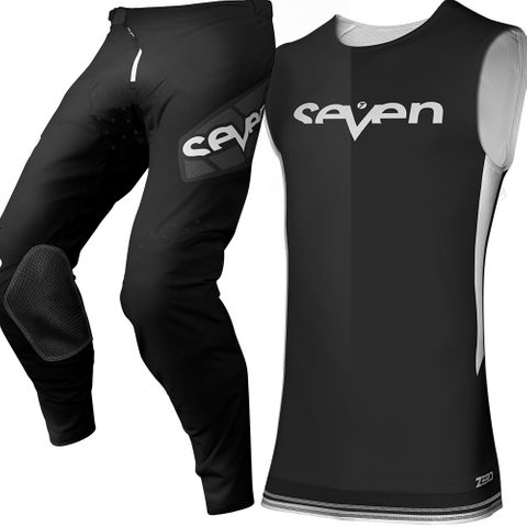 26.1 Zero Staple Black