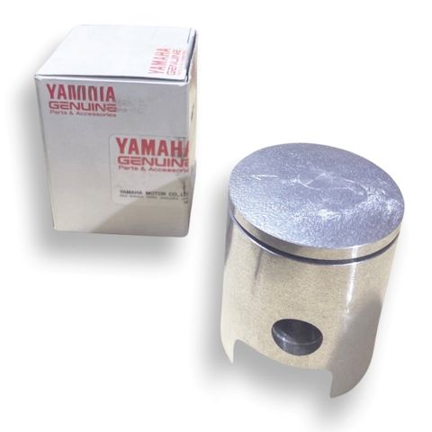 PISTON / YAMAHA J / OEM