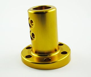 STEERING BOSS 19MM GOLD ANGLED