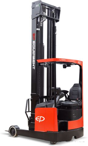 CQD20L-5000 // PRO 2.0t seated reach truck with 17.3kWh LFP battery and 5.0m triplex moving mast