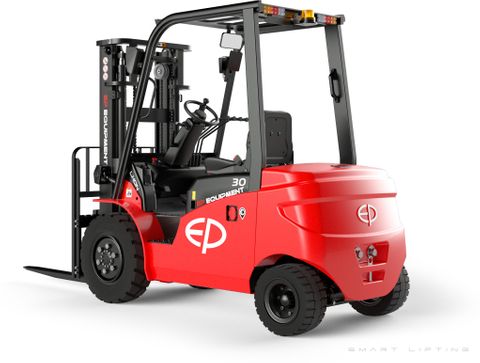 EFL303-4800 // MID 3.0t yard forklift with 16.4kWh LFP battery and 4.8m triplex container mast