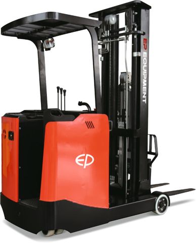 CQD15SL-4000 // PRO 1.5t moving-mast reach truck with 17kWh LFP battery and 4.0m triplex mast